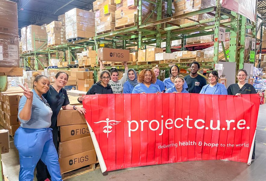 Everyone Deserves to #wearFIGS