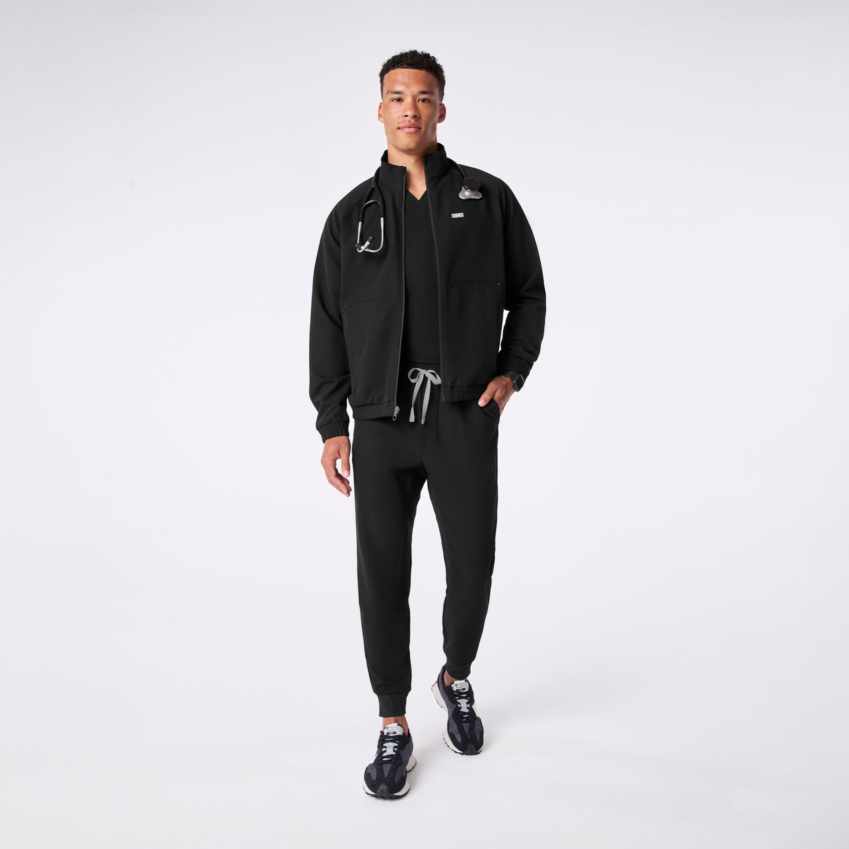https://cdn.shopify.com/s/files/1/0139/8942/files/2025_Q3_07_BLACK_COBAKIJACKET_TEVIN_1266.jpg?v=1758239269