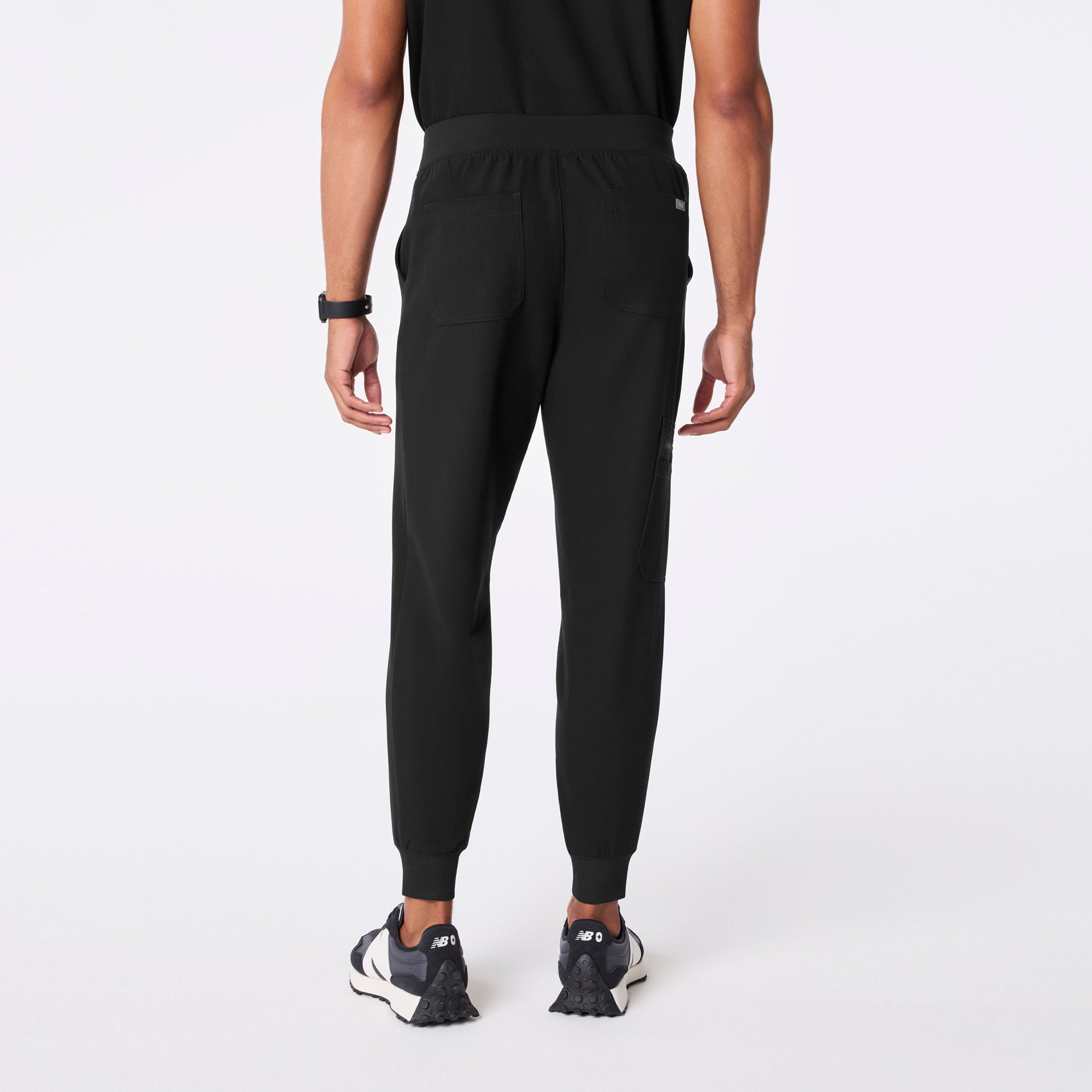 https://cdn.shopify.com/s/files/1/0139/8942/files/2025_Q4_10_BLACK_BREY-JOGGER-PANT_GABE_1069.jpg?v=1762460979